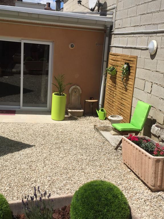 Loft L Atelier De Jacques Pres De Chablis Villa Villy  Kültér fotó