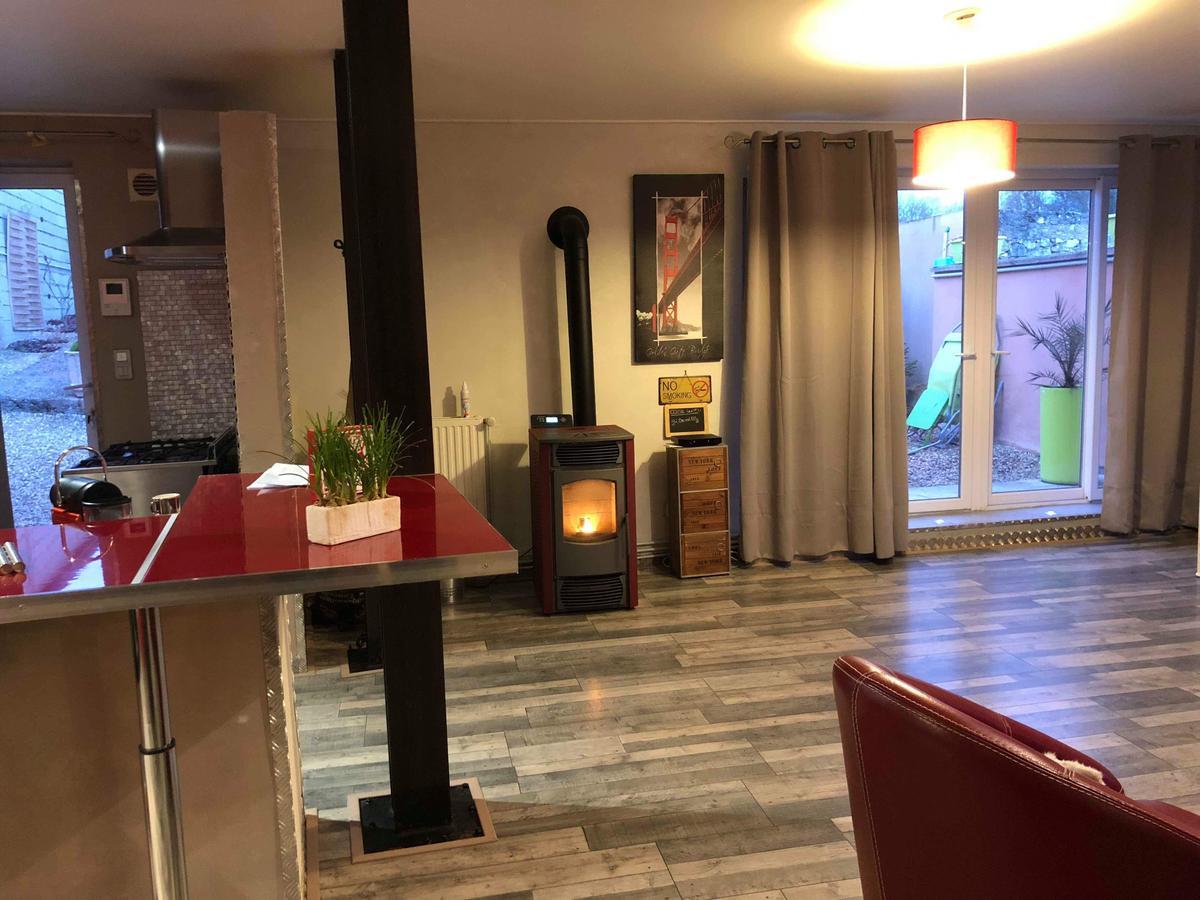 Loft L Atelier De Jacques Pres De Chablis Villa Villy  Kültér fotó